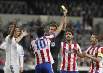 Se despidió de la Champions League viendo la segunda amarilla en la vuelta en el Bernabéu. Intentó que el árbitro alemán Felix Brych se la guardara.