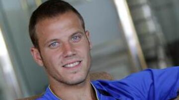 <b>REGRESA.</b> El canterano amarillo Javi Castellano afronta su segunda etapa en el club donde se formó .