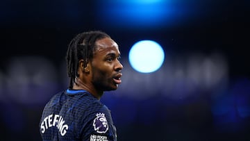 En caso de no salir en este mercado de transferencias, Sterling no vería actividad con Chelsea, así lo dejó saber Maresca.