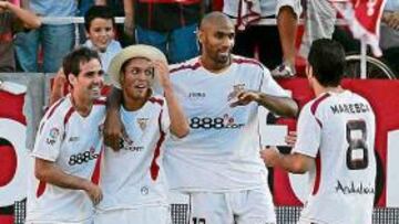 <b>IMAGEN HABITUAL. </b>Los fotógrafos llevan un año ofreciendo imágenes de celebraciones de goles.