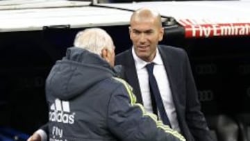 Zidane: "No ha cambiado nada entre los jugadores, ha cambiado el entrenador"