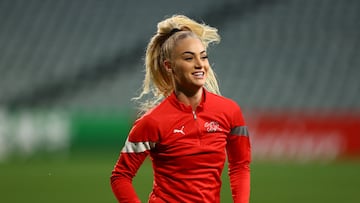 Soccer Football - FIFA Women’s World Cup Australia and New Zealand 2023 - Switzerland Training - North Harbour  Stadium, Auckland, New Zealand - August 4, 2023 Switzerland's Alisha Lehmann during training REUTERS/Molly Darlington