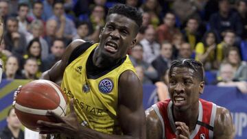 Lahaou Konate, ante el Rio Grande Valley Vipers.