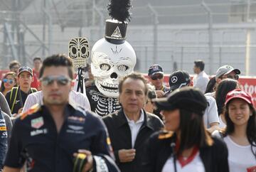 El día de muertos se vivió previo al Gran Premio de México