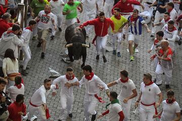 Hoy 8 de julio de 2022 se ha celebrado el segundo día de los encierros de los Sanfermines. Por las calles de Pamplona ha corrido los toros de la ganadería Fuente Ymbro.