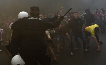 Pitched battles mar the return of the Asturian derby