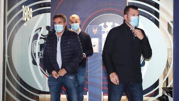 El Levante rescinde el contrato de Javi Pereira y la direcci¨®n deportiva