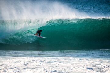 Actual campeona -y pentacampeona- del Championship Tour de la World Surf League. 