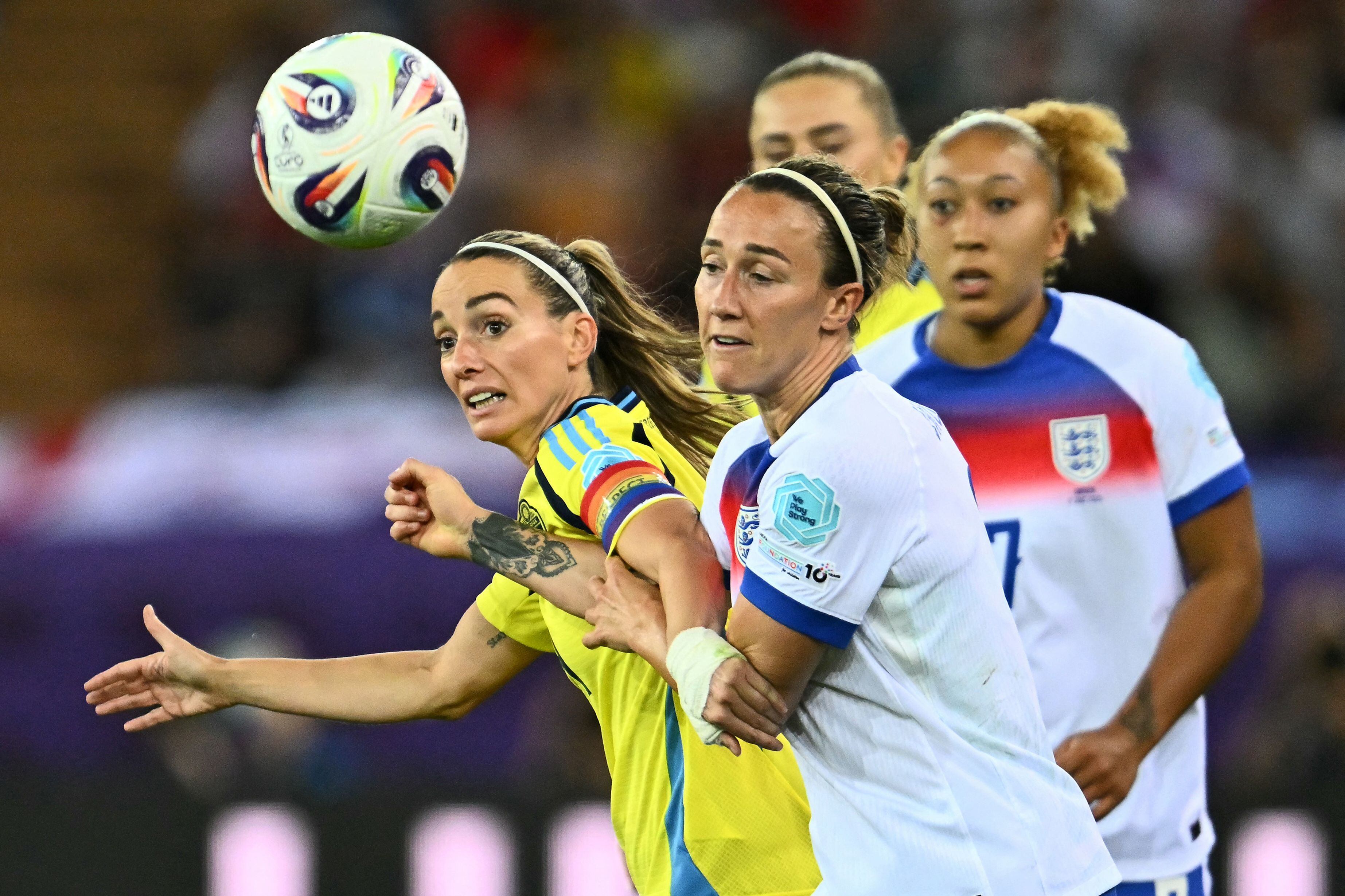 Suecia no mata e Inglaterra resucita