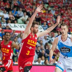 Triunfo del Obradoiro en Murcia con mate ganador de Navarro