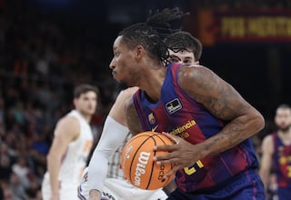 El Barça, contra el viento y las ausencias