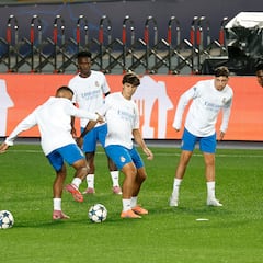 Xabi tenta com Valverde como uma pista