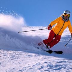 Disfruta la nieve sin lesiones: especialista entrega consejos para evitar accidentes durante invierno