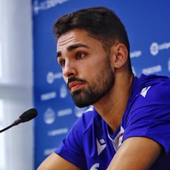 Nolaskoain: “Le doy más al equipo como centrocampista”