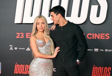 El actor Óscar Casas y la cantante Ana Mena durante el estreno de la película 'Ídolos', a 21 de enero de 2026, en Madrid (España). ‘Ídolos’ está ambientada en el fascinante mundo del Campeonato mundial de MotoGP™ y explora las relaciones humanas entre un padre y su hijo (un mánager y su piloto), y el mundo que les rodea: ambición, superación, egos, adrenalina, amor, perdón y segundas oportunidades.
CINE;PELÍCULA;ESTRENO
Francisco Guerra / Europa Press
21/01/2026