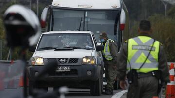 Valparaiso, 27 de junio de 2020.  Fiscalizaciones en acceso a Vina del Mar durante la cuarentena  Sebastian Cisternas/ Aton Chile.