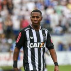 Robinho quedó fuera del duelo ante Colo Colo por una infección