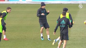 Bale sigue al margen antes de recibir al Sevilla en el Bernabéu