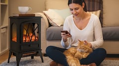 Sin humo, obras o ruido: la chimenea eléctrica con efecto llama que enamora estas navidades (y las siguientes)