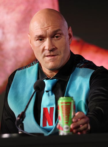 Tyson Fury abre la puerta a trilogía con Oleksandr Usyk y promete revancha en 2026
