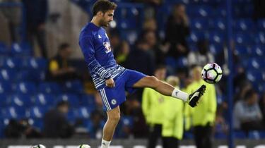 Fàbregas: AC Milan coach plays down rumours