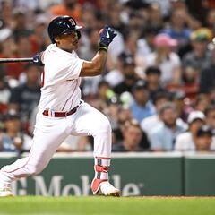 New York Yankees claim Colombian infielder Jeter Downs from the Nationals on waivers