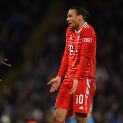 Why are Bayern Munich nicknamed FC Hollywood?