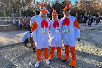 Participantes en la  29 edición de la San Silvestre de Sevilla.