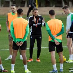 Un Elche en reformas quiere aprovecharse del Valladolid