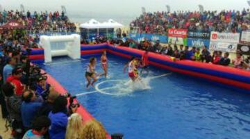 El fútbol acuático de las candidatas a reina en Viña del Mar