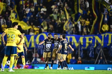 Jose Caicedo of Pumas during the 10th round match between America and Pumas UNAM as part of the Liga BBVA MX, Torneo Apertura 2024 at Ciudad de los Deportes Stadium on September 29, 2024 in Mexico City, Mexico.