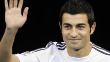 <b>REAL MADRID </b>Raúl Albiol durante su presentación.
