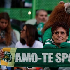 El Barcelona fue recibido al grito de "¡Cristiano, Cristiano!"