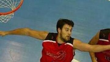 <b>SU MEJOR PARTIDO.</B> Germán Gabriel tuvo contra el Plus Pujol Lleida su mejor actuación como profesional.