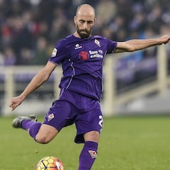 Corvino: "Borja Valero nos ha dicho que se quiere ir al Inter"