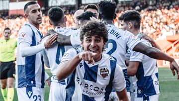 Carlos Álvarez es un cañón