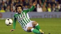 CUENTA ATR&Aacute;S. Be&ntilde;at podr&iacute;a estar disputando sus &uacute;ltimos partidos con la camiseta del Betis.