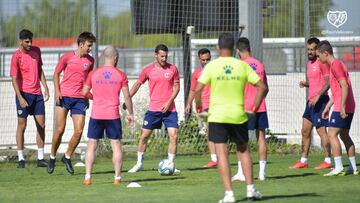 Tito y Sa&uacute;l, durante un entrenamiento con el grupo.