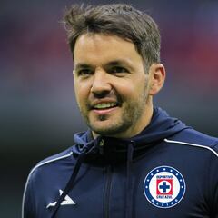 Nicolás Larcamón es nuevo técnico de Cruz Azul