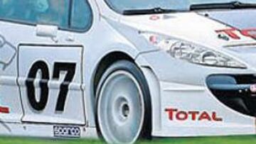 <b>FÁCIL DE PILOTAR. </b>Llevarlo a fondo por un tramo debe ser complicado, pero el 207 Súper 2000 no ofrece excesivas complicaciones.