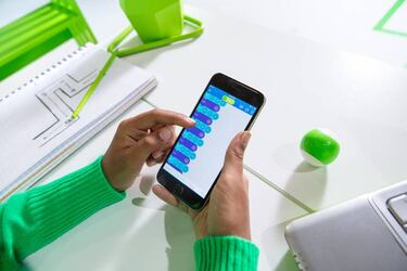 Sphero Mini, cómo enseñar programación a un niño jugando