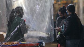 Curva y mapa de casos, contagios y muertes por región en Chile, hoy, 30 de octubre