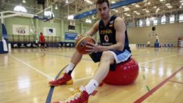 Víctor Claver, durante un entrenamiento con la Selección el pasado verano.