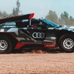 Audi muestra el híbrido de Sainz