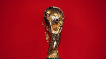 La etapa final del tour del trofeo de la Copa Mundial de la FIFA arrancó este miércoles y contempla visitar los 32 países clasificados a Qatar 2022.