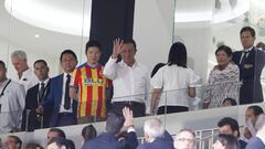 Peter Lim, en su palco de Mestalla.