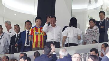 Peter Lim, en su palco de Mestalla.