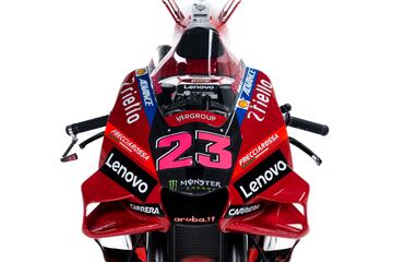 Ducati ha presentado en Madonna di Campiglio a sus equipos de MotoGP y Superbike para la temporada 2023. Los detalles de la Desmosedici  son un propulsor 4 tiempos V4 a 90º, refrigeración por líquido, distribución desmodrómica con doble árbol de levas en cabeza y 4 válvulas por cilindro.