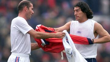 Zinedine Zidane e Iv&aacute;n Zamorano