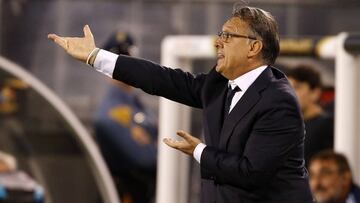 Martino rechaza la primera oferta para dirigir a Chile